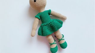 Куколка в зеленом крючком. Видео мастер-класс, схема и описание по вязанию игрушки амигуруми