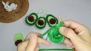Мини-Авокадик крючком. Видео мастер-класс, схема и описание по вязанию игрушки амигуруми