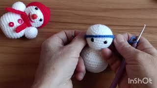 Снеговичок крючком. Видео мастер-класс, схема и описание по вязанию игрушки амигуруми
